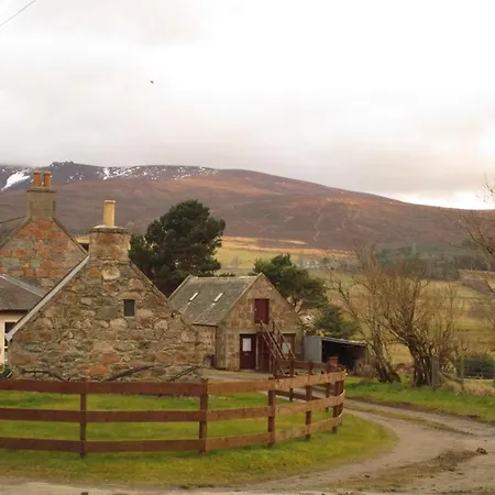 Ben View Aberlour Luxury Barn Conversion Exterior photo